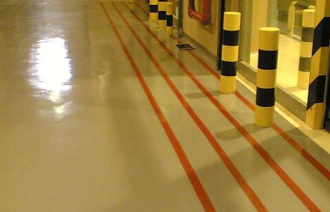 環氧地坪漆出現滲色和浮色原因是什么？如何解決？